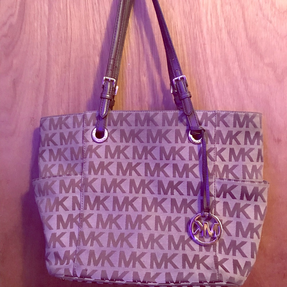 Authentic Michael Kors purse